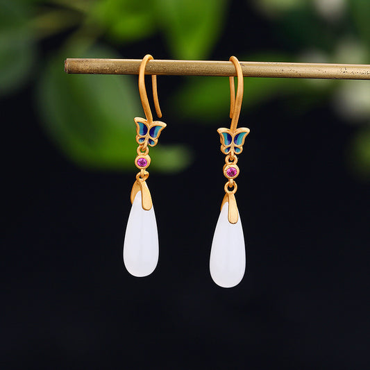 Romantic Gold Earring for Special Moments