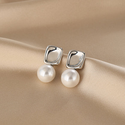 Elegant Pearl Earring for Every Occasion