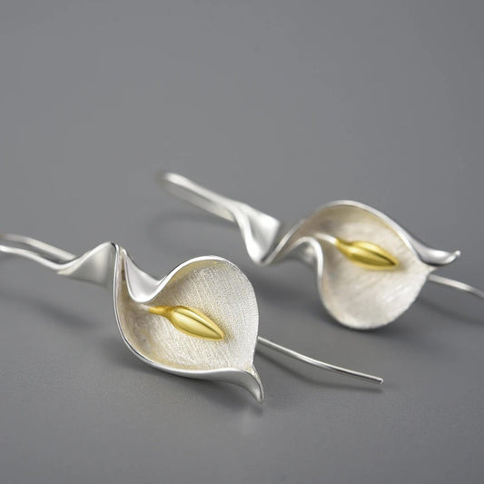 Classic Pearl Earring with Timeless Appeal
