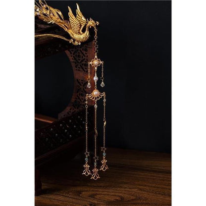 Beautiful Gold Piece with Unique Style