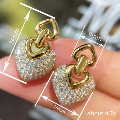 Charming Piece for Any Occasion