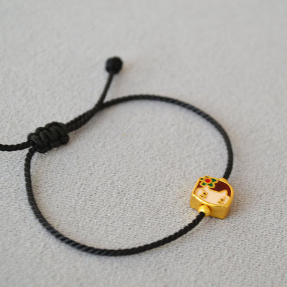 Charming Gold Bracelet for Any Occasion