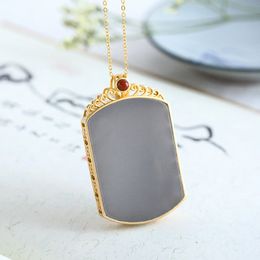 Charming Chain for Any Occasion