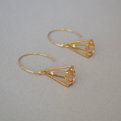 Stunning Gold Earring for Daily Wear