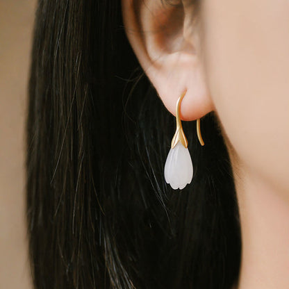 Elegant Gold Earring for Every Occasion