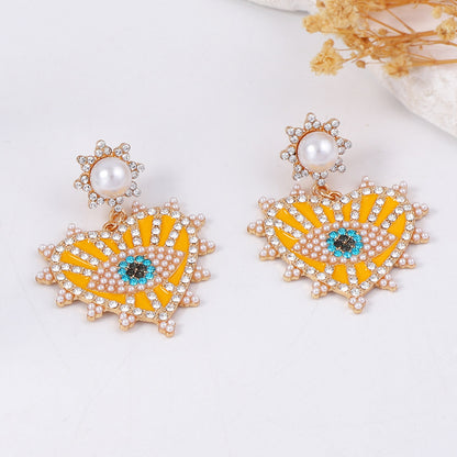 Stunning Pearl Piece for Daily Wear