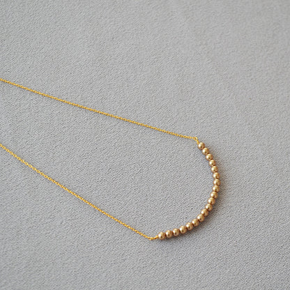 Romantic Pearl Necklace for Special Moments