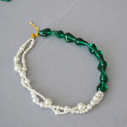 Beautiful Pearl Necklace with Unique Style