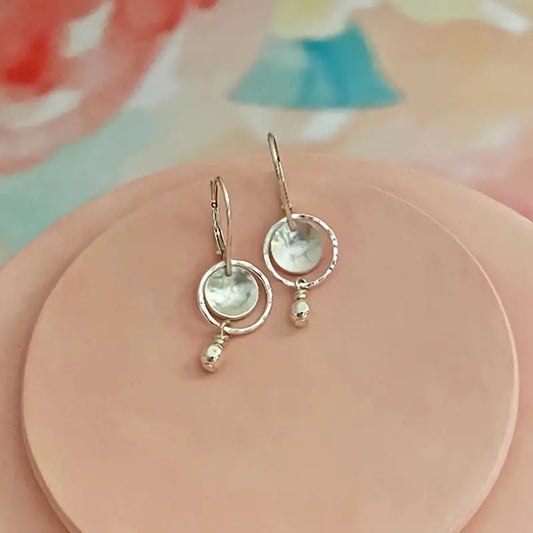 Charming Earring for Any Occasion