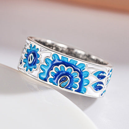 Beautiful Piece with Unique Style