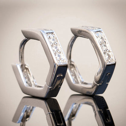 Charming Earring for Any Occasion
