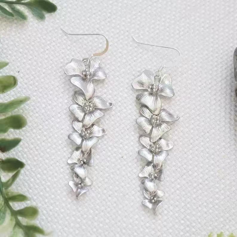 Stunning Earring for Daily Wear