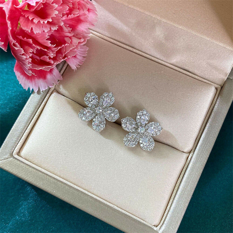 Romantic Earring for Special Moments
