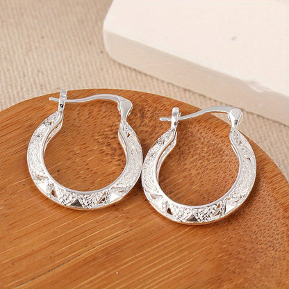 Charming Earring for Any Occasion