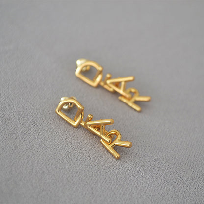 Romantic Silver Earring for Special Moments