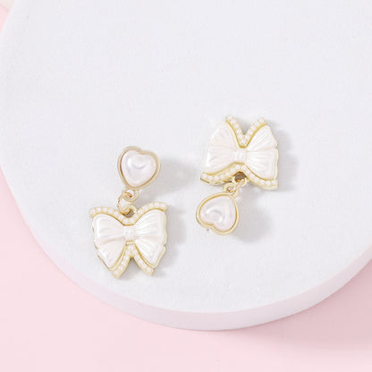 Delicate Artisan Gold Earring