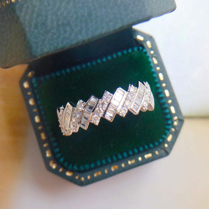 Beautiful Bracelet with Unique Style