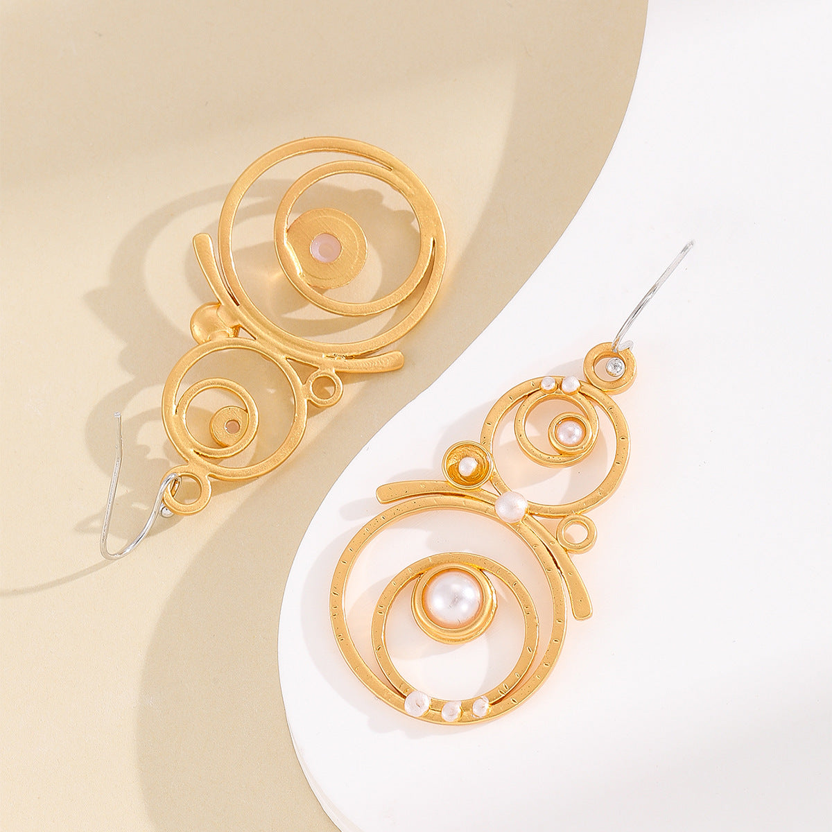 Stunning Gold Earring for Daily Wear