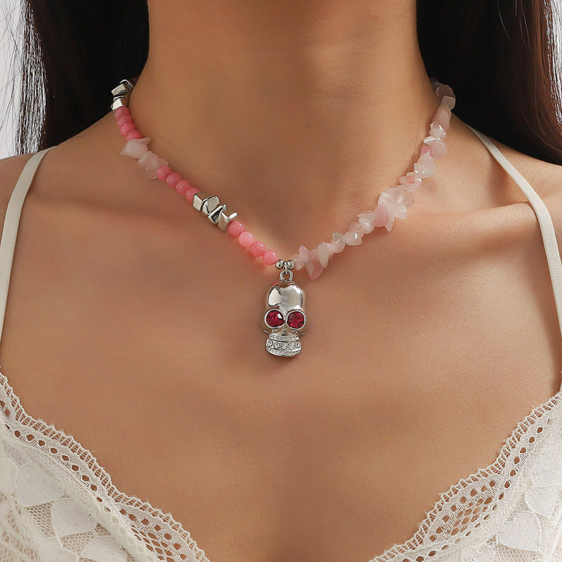 Beautiful Pearl Necklace with Unique Style