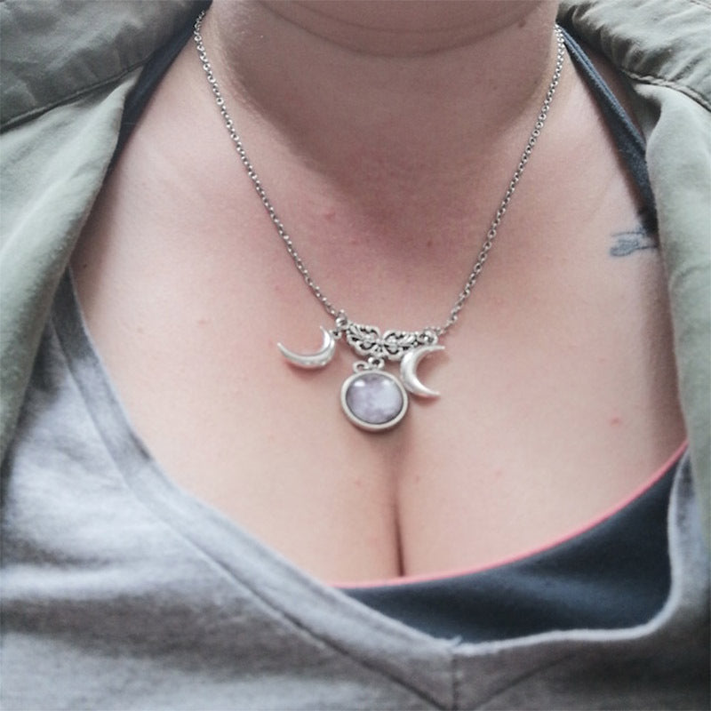 Elegant Pendant for Every Occasion