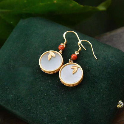 Charming Silver Earring for Any Occasion