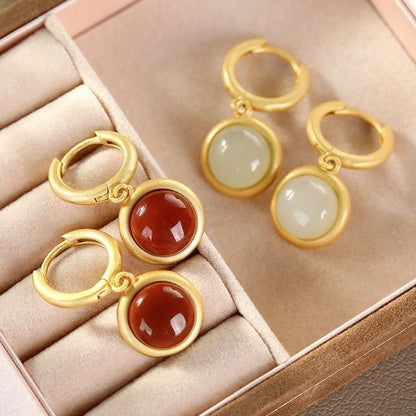 Charming Silver Earring for Any Occasion