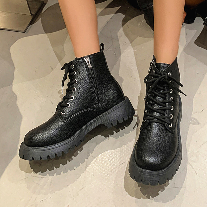 Graceful Orthopedic Boots for Modern Look