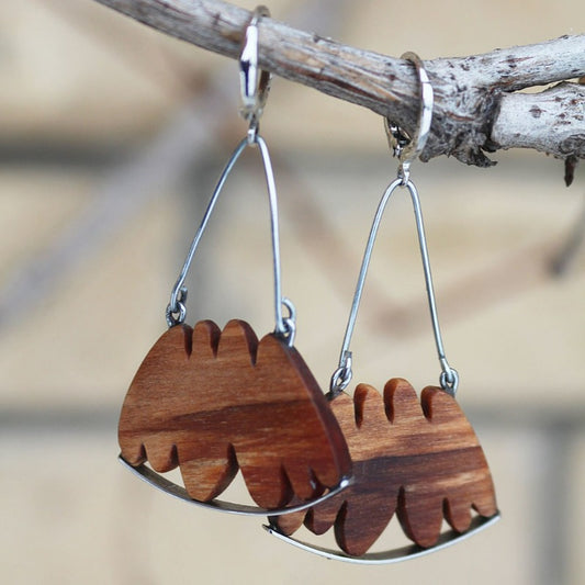 Charming Earring for Any Occasion