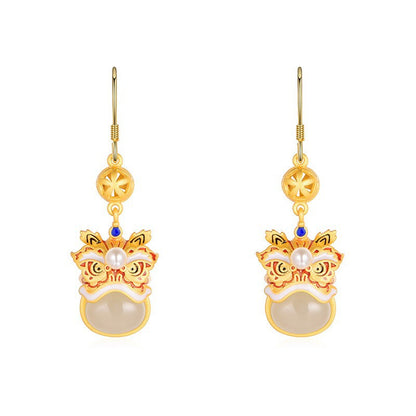 Classic Silver Earring with Timeless Appeal