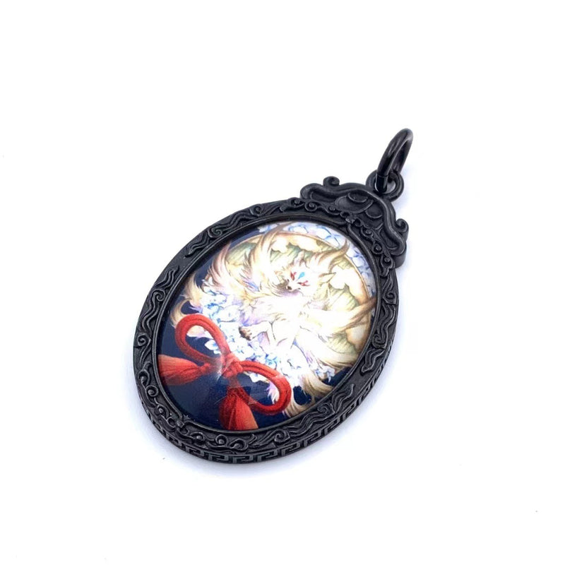 Classic Pendant with Timeless Appeal