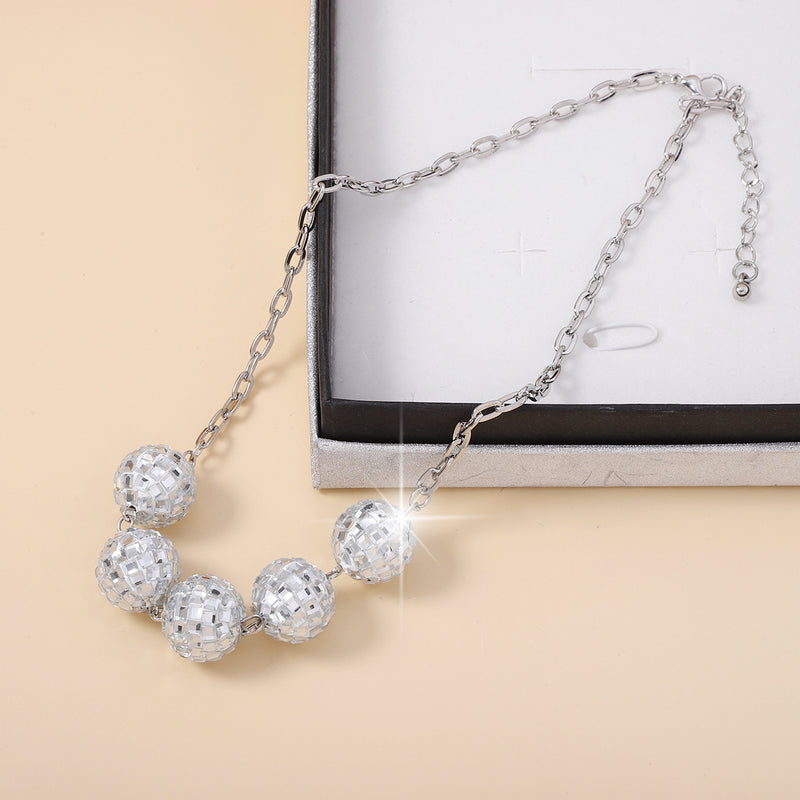 Elegant Pendant for Every Occasion