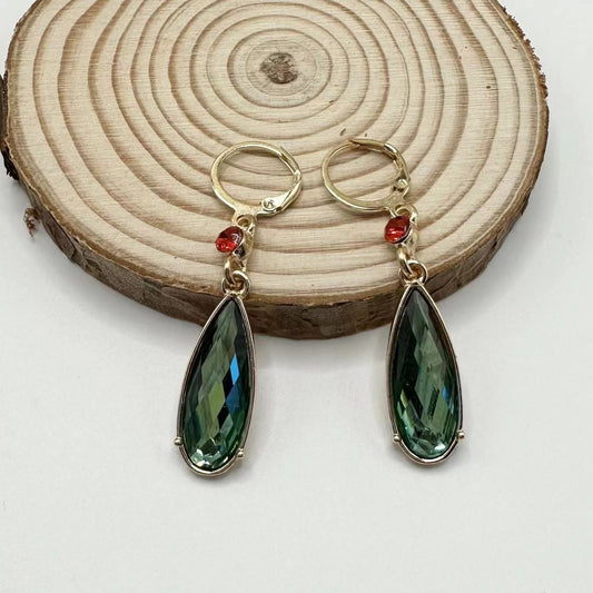 Classic Earring with Timeless Appeal