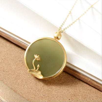 Charming Gold Necklace for Any Occasion