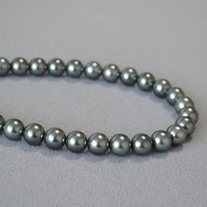 Beautiful Pearl Necklace with Unique Style