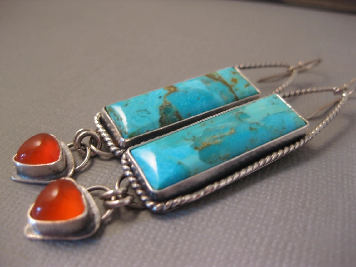Charming Earring for Any Occasion