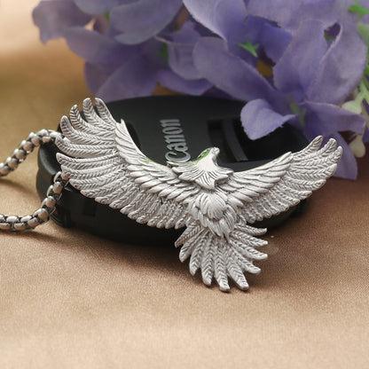 Elegant Pendant for Every Occasion