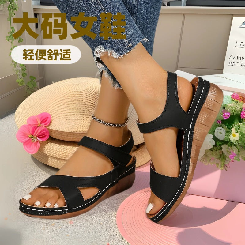 Chic Orthopedic Sandals with Unique Design