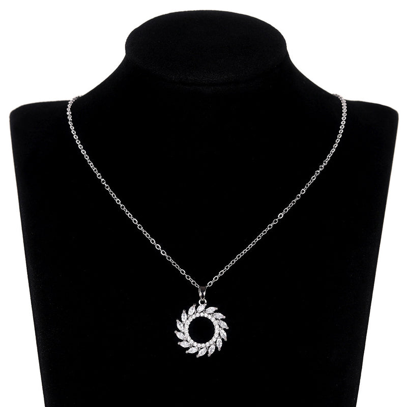 Romantic Necklace for Special Moments