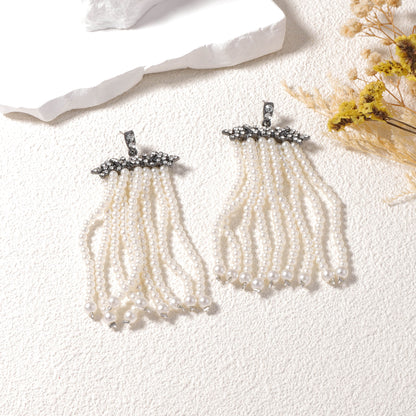 Romantic Pearl Earring for Special Moments