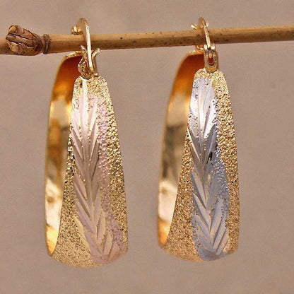 Romantic Earring for Special Moments