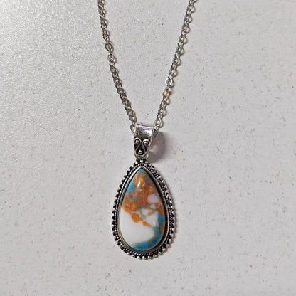 Stunning Necklace for Daily Wear