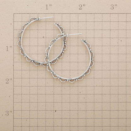 Charming Earring for Any Occasion