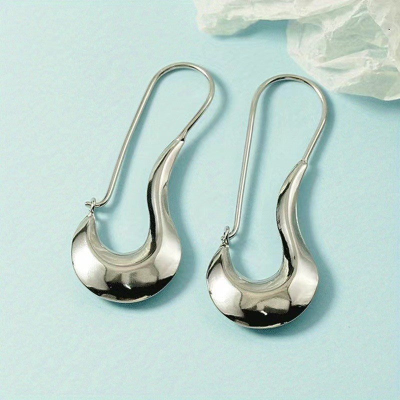 Classic Earring with Timeless Appeal