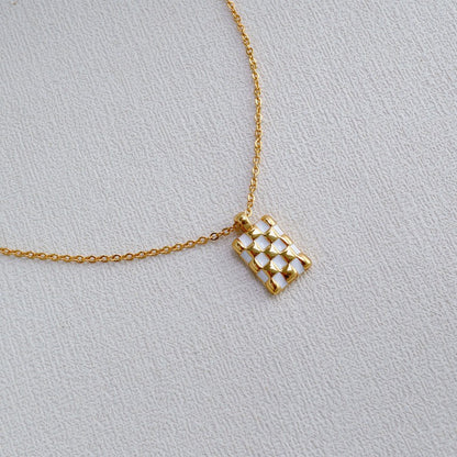 Stunning Gold Necklace for Daily Wear