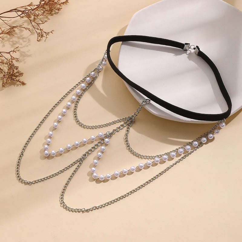 Classic Pearl Chain with Timeless Appeal
