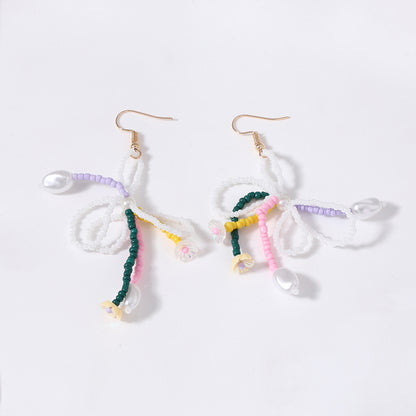 Classic Pearl Earring with Timeless Appeal