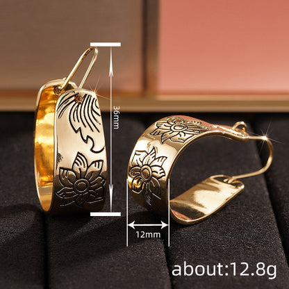 Charming Piece for Any Occasion