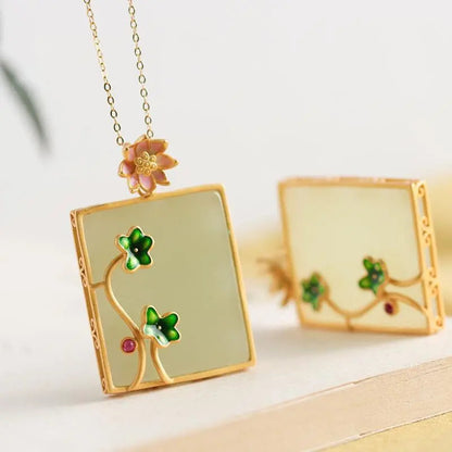 Stunning Silver Necklace for Daily Wear