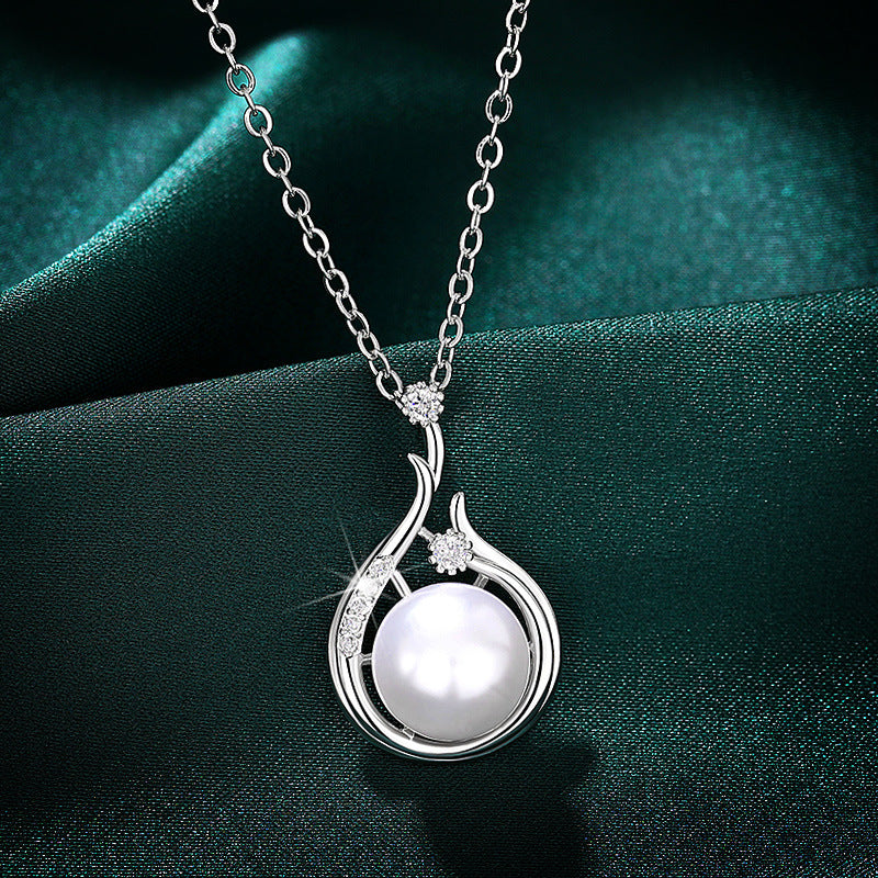 Beautiful Pearl Earring with Unique Style