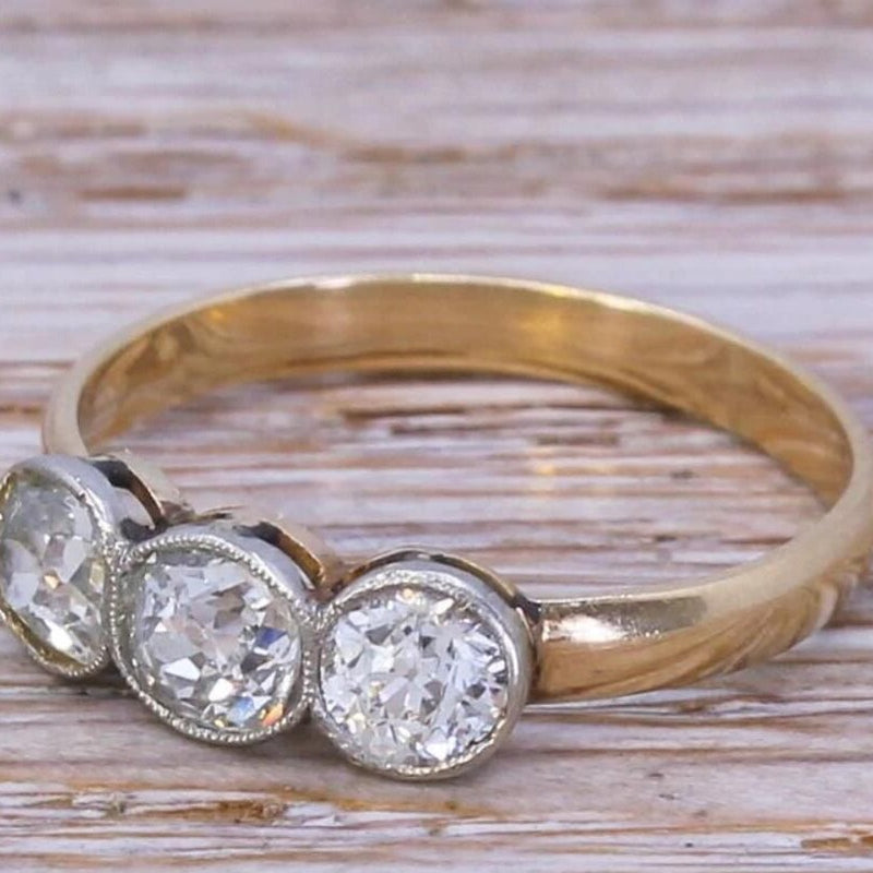 Charming Gold Ring for Any Occasion
